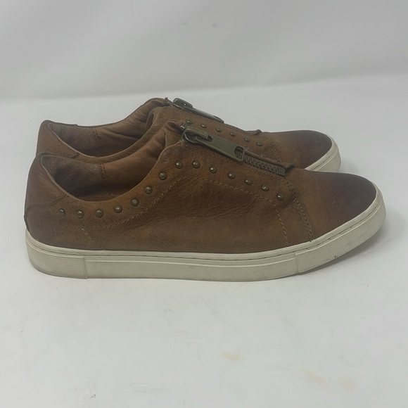 Frye & Co. Brown Leather Antique Gold Zipper Studded Sneakers Size 7